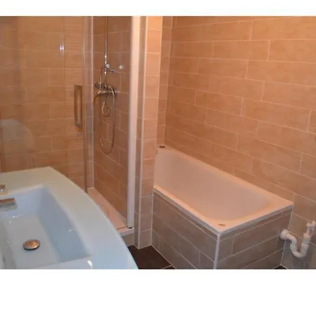 Private In Apartment *